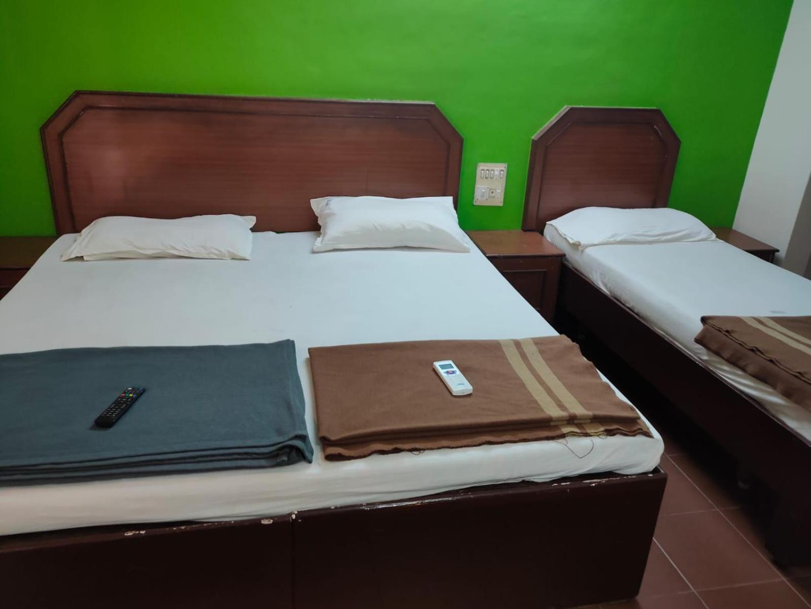 Anjana Hotels Theni Eksteriør bilde